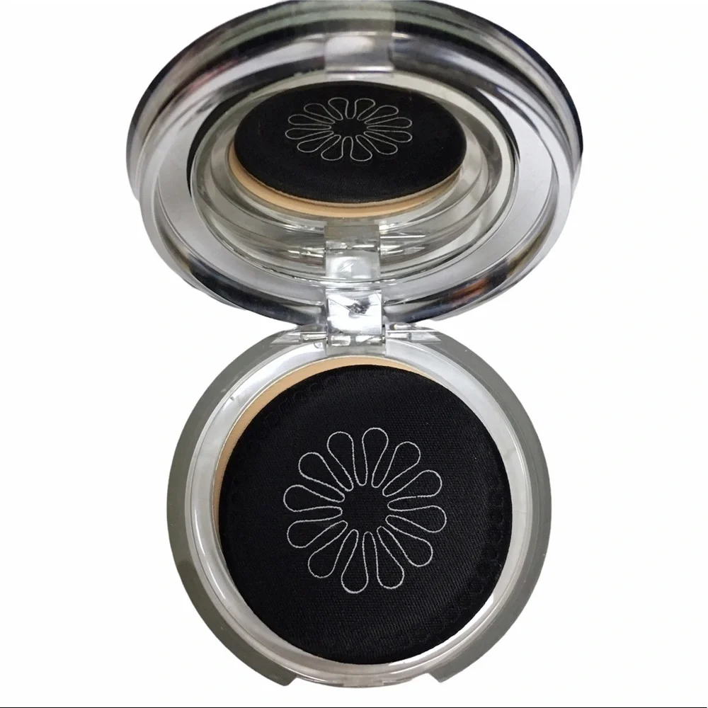 mark. Matte-Nificent Pressed Powder Oil Absorbing Compact Mirror Shade Mid